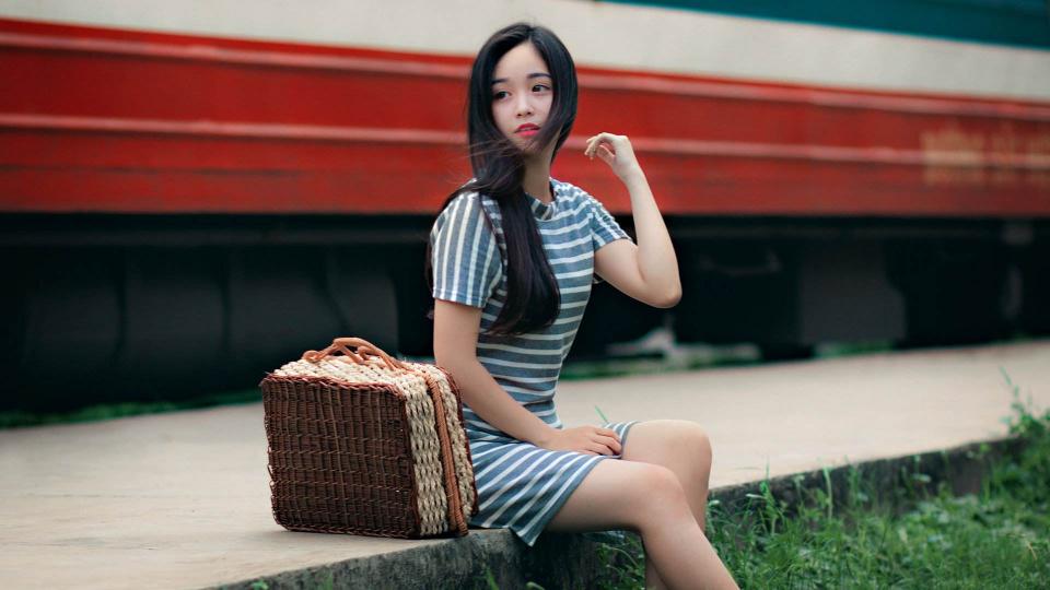 男女日常幽默聊天对话，撩到她面红心跳