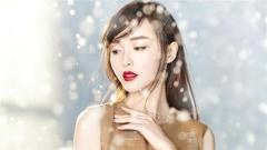 女生主动问你在干嘛，如何回复？