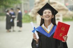 毕业礼物送什么给女生？比较有意义的