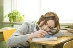 校园里男生追女生的技巧有哪些