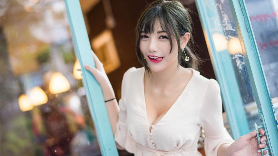 幽默的追女孩的句子 女生为你着迷