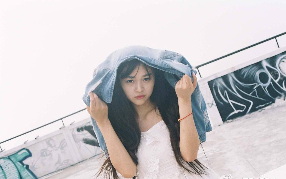 看上去高冷的女孩好追吗