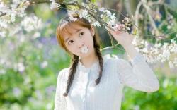 圣诞礼物送女生什么好