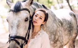 和女孩子聊天如何制造幽默话题?