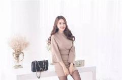 男生对女生一味的付出,只会让女生把你当成提款机