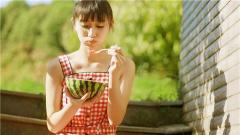 有钱追女生就更容易吗？不是所有女生都都是物质女