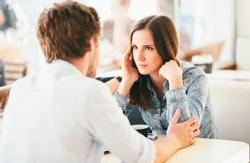 约会吃饭后女生转钱给男生，是什么意思？