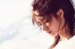 当女生找你抱怨时，该怎么回复？