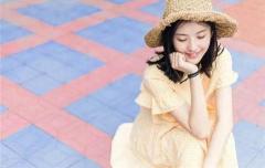 夸女生的套路，3个套路夸得她的心怦怦直跳