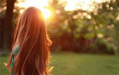 安慰失恋女生的话简短的一句话