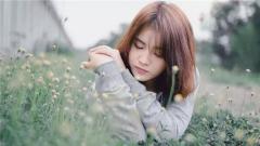 追一个女生要不要天天找她聊天？