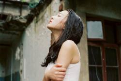 女生说她心情不好怎么回复安慰她