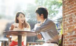 你追的女生跟别的男生也约会说明什么？