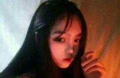 女生莫名其妙的不开心是什么原因，怎么哄她