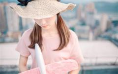 女生说哦代表什么？该怎么回复？