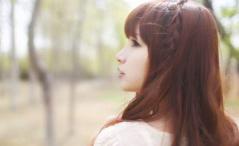 性格安静的女生特征，该怎么追？