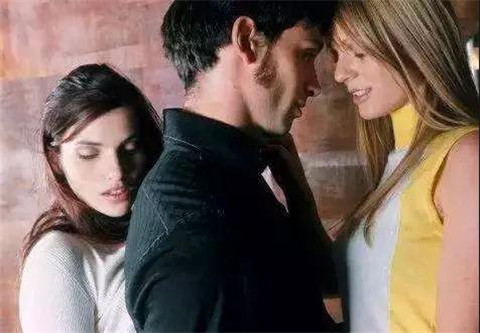 跟女生第一次约会她带闺蜜怎么办？做好这几点还是能拿下她第4张