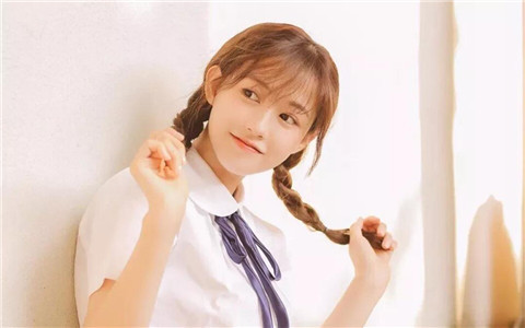 约会时女生对你有好感的表现，千万别错过第4张