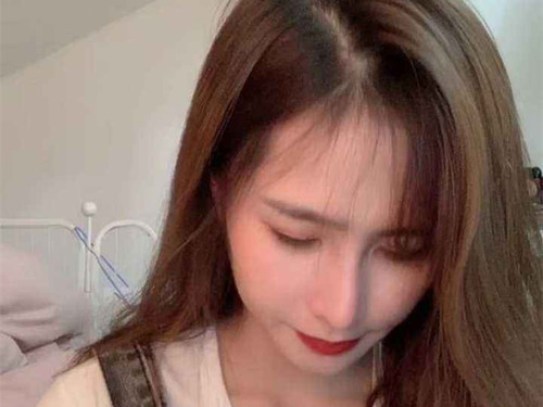 自卑女孩的心理特点，如何追自卑的女孩?第2张