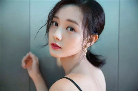 跟女生一聊到暧昧话题就不回,你需要这样聊 跟女生一聊到暧昧话题就不回,你需要这样聊第1张