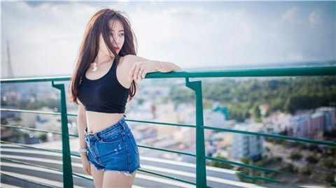 和女生聊天冷场了怎么救场？3个帮你化解尴尬的技巧第2张