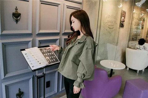 追一个女生要不要天天找她聊天？第2张