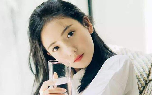 玩王者荣耀怎么泡妞？如何做到游戏泡妞两不误第2张