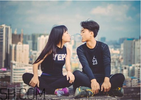 女生说准备去吃饭怎么幽默的回复，让她吃完主动找你?第4张