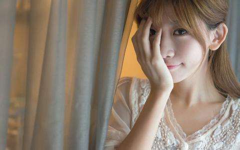 女生说你太客气了是什么意思？该怎么办第1张