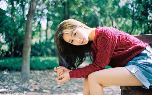 和女生聊天不温不火，怎么提升关系?第1张