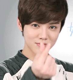 明星花式比心表情包,送你一颗小心心 明星花式比心表情包,送你一颗小心心第13张