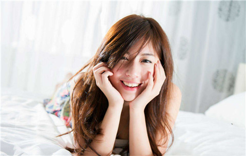 和女生聊天，如何让她忍不住联系你？第3张