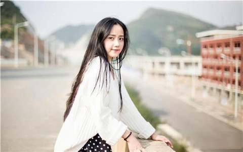 和女孩子聊天的技巧，让女生对你感兴趣的技巧第4张