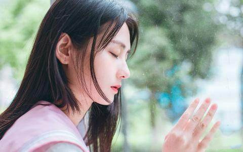 为什么内向的女生没人追？其实这类女生最好追第1张