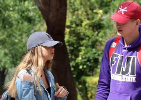 搭讪女生说为什么加我的幽默回答 搭讪女生说为什么加我的幽默回答第1张