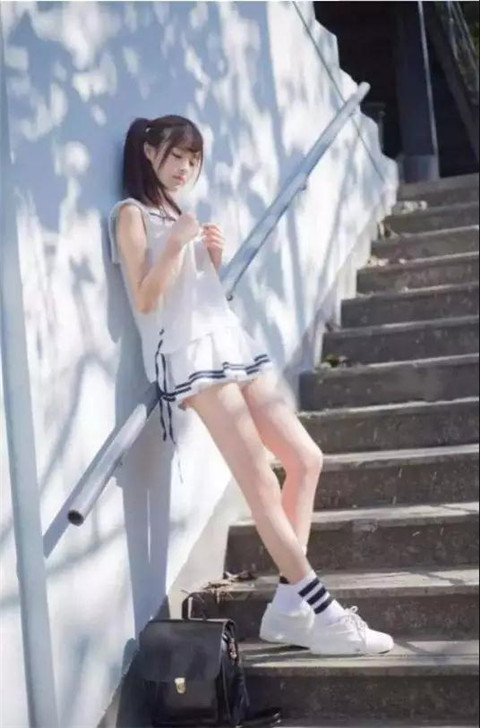 和女生聊天久了没话题，两个技巧让你们聊天更轻松第2张