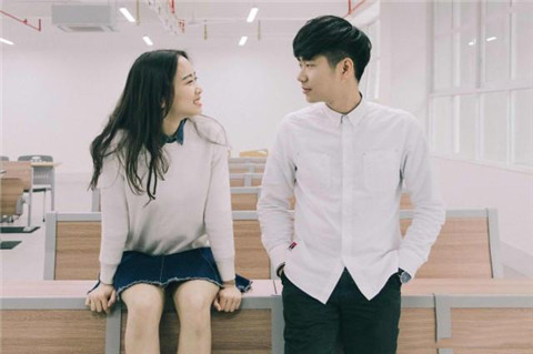 向女生表白的情书,一段话打动她 向女生表白的情书,一段话打动她第1张