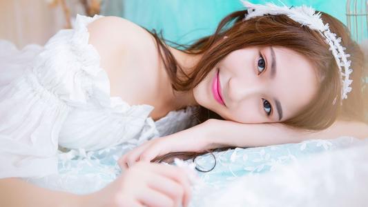 女生相亲时准备带闺蜜，男生怎么应对？第2张