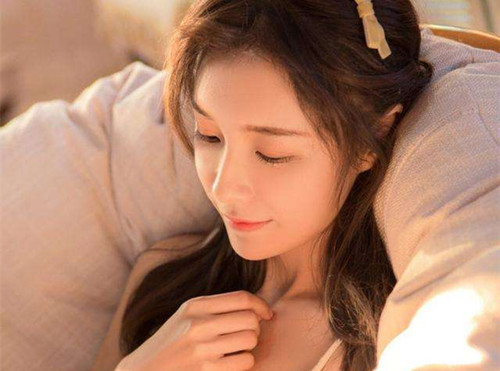 女生回你微信忽快忽慢，如何做到让女生秒回微信第1张