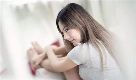 高冷的女生不好追?3个让她变得主动技巧送给你第3张