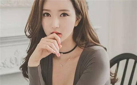 追女孩子需要发什么朋友圈？第1张