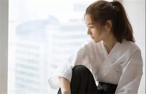 高冷的女生不好追?3个让她变得主动技巧送给你第2张