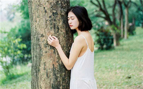 和女生聊天如何引起她的好奇心，让她想要了解你第2张