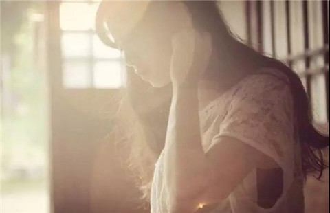 怎么和女生聊天不冷场,让女生主动起来的技巧:共情 怎么和女生聊天不冷场,让女生主动起来的技巧:共情第4张