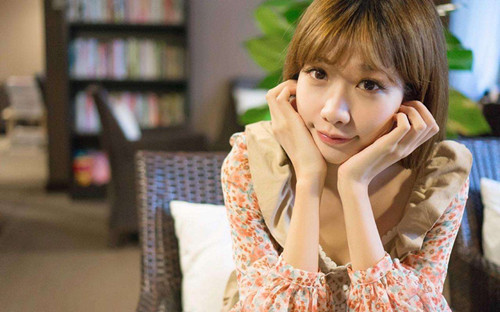 女生试探你的表现，一个女生这样对你就是在暗恋你第2张