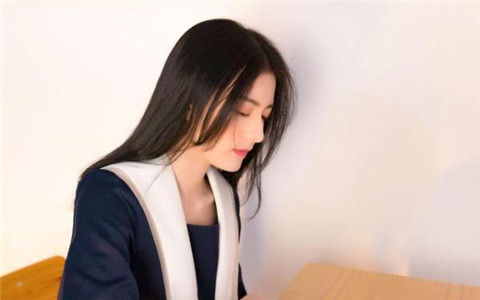 女生说找我有事吗，该怎么回复她？第4张