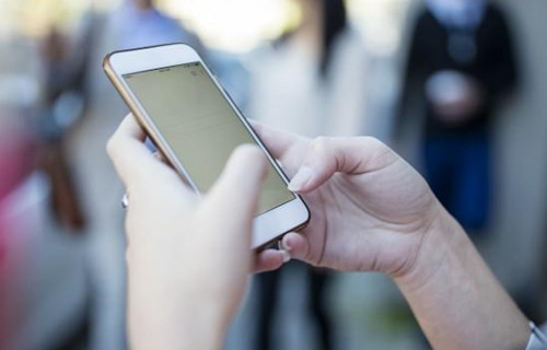 女生微信秒回但不主动联系，有什么深意么？第2张