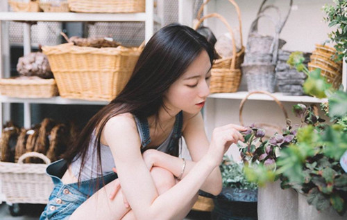 高冷的女生有什么特点？怎么追高冷女生？第1张