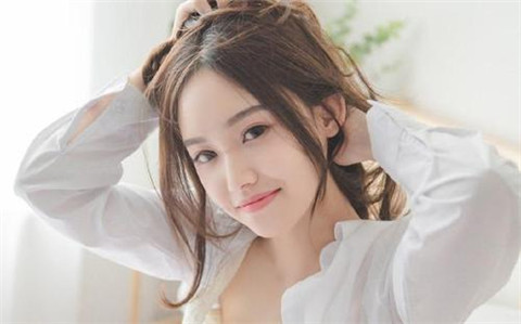 怎么和女生快速升温关系？3个聊天技巧助你走进她的心第1张