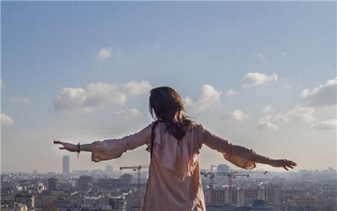 女生发个哭笑表情怎么回复？这样幽默调侃帮你提升关系第4张